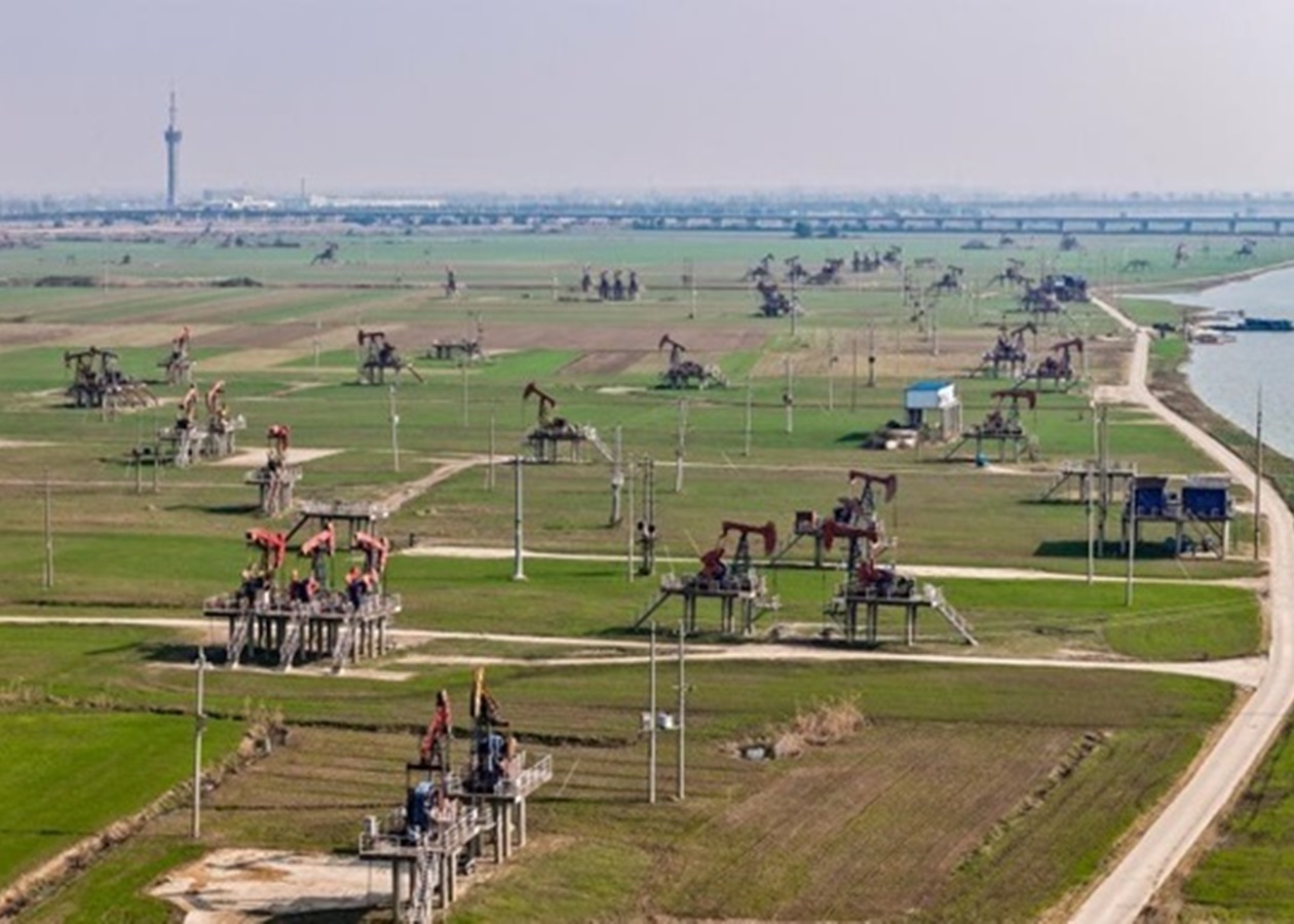 Ціни на нафту знижуються на новинах зі США і Китаю