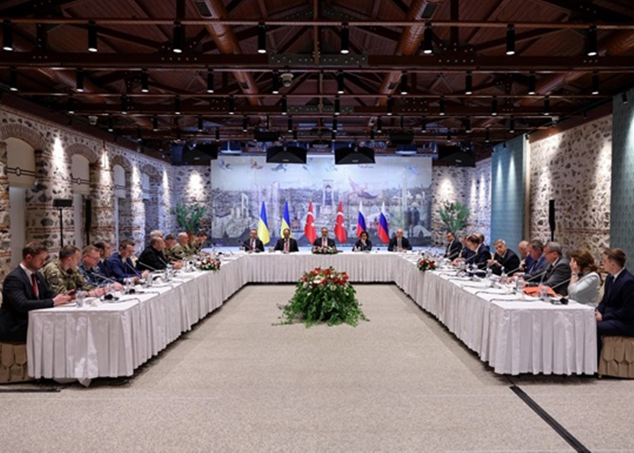 Китай відреагував на переговори України і Росії