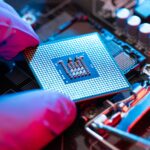 Офіційний імпорт американських процесорів до Росії обвалився на 95%