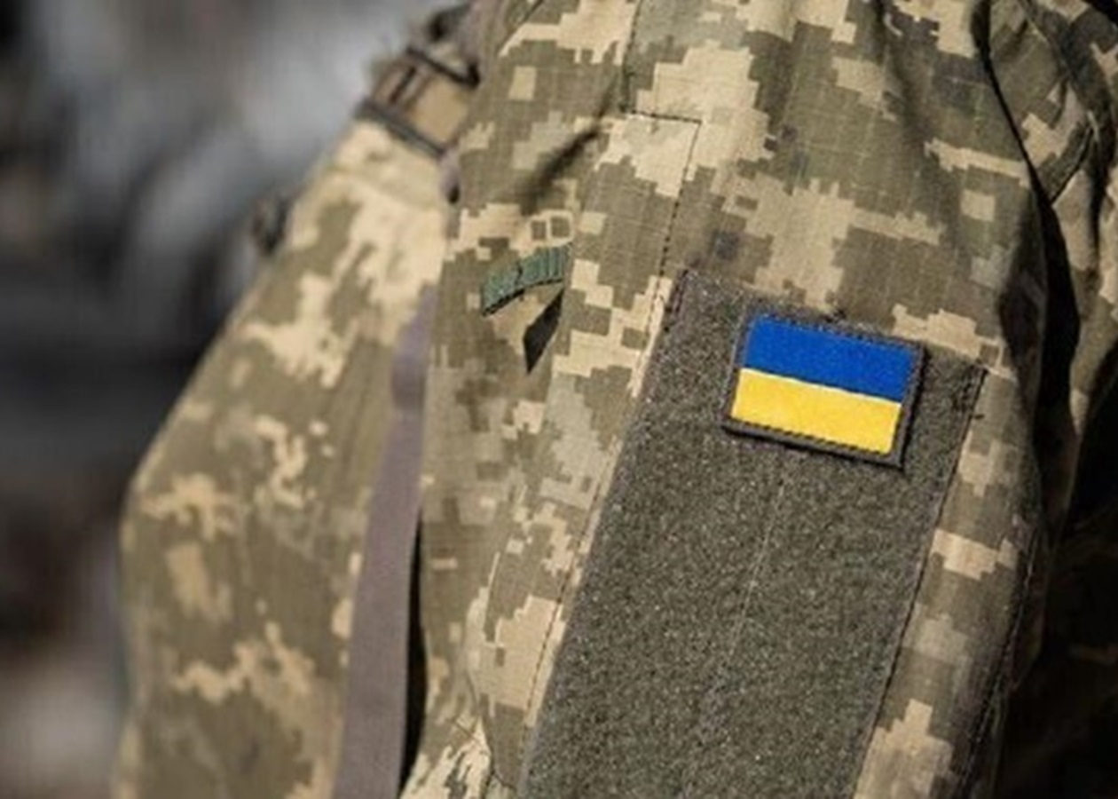 На Волині чоловік з лопатою напав на співробітника ТЦК