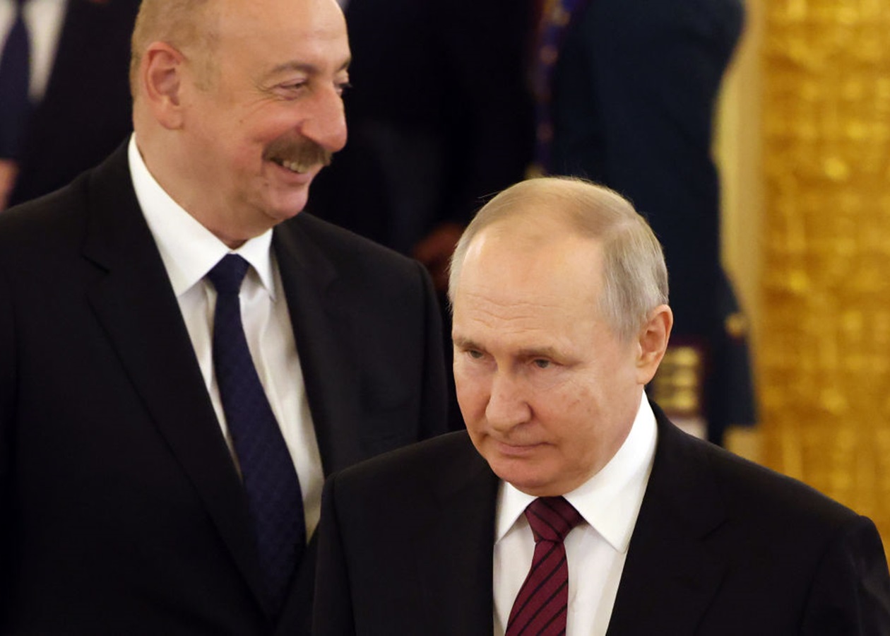Кремль вимагає "поваги до росіян" в Азербайджані