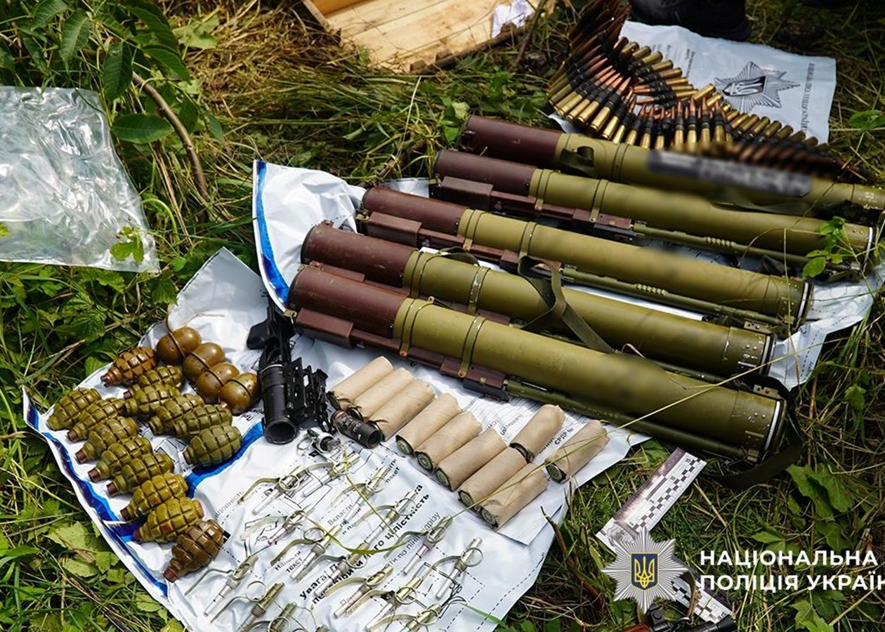 На Тернопільщині викрили масштабний збут зброї і психотропів